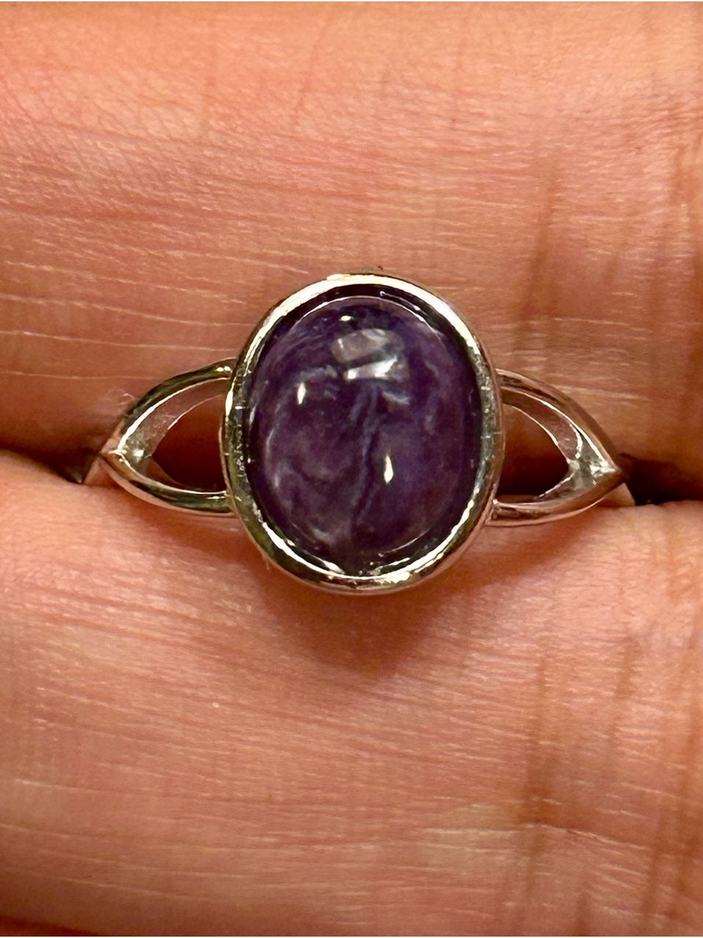 Sterling Silver S925 Purple Russian Charoite Crystal  S 925 Size 7 Celtic Knot
